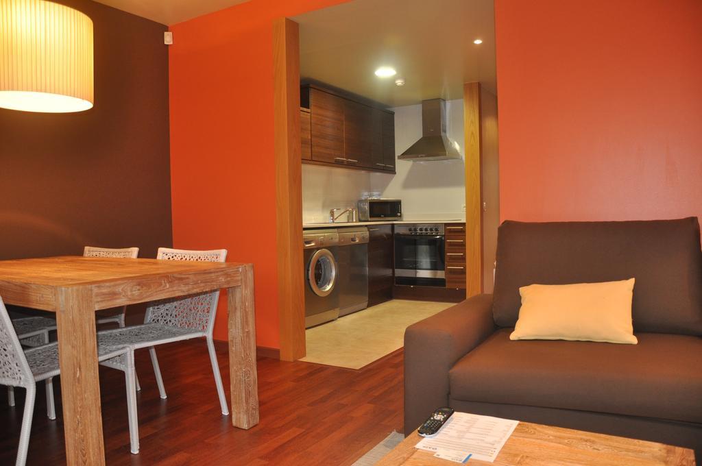 Apartaments Turístics Puigcerdà - La Closa Habitación foto