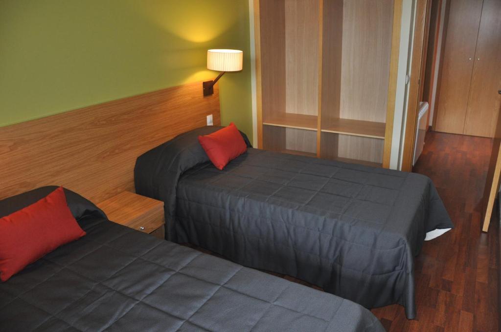 Apartaments Turístics Puigcerdà - La Closa Habitación foto