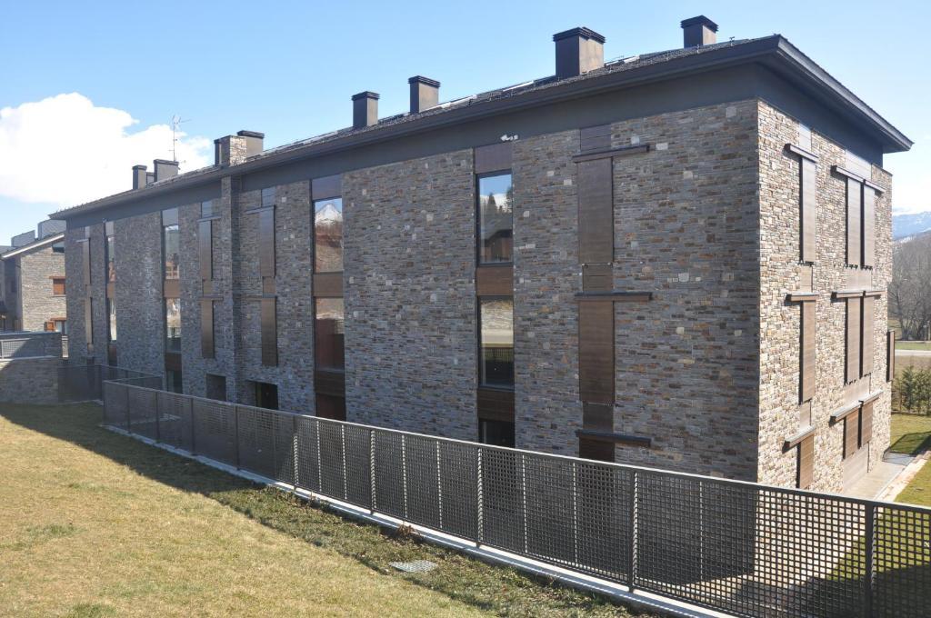 Apartaments Turístics Puigcerdà - La Closa Exterior foto